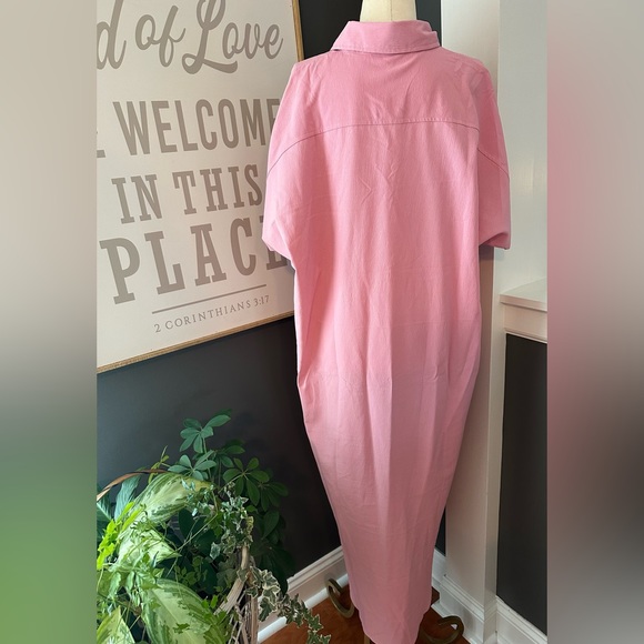 Long button front dress or cover up with pockets - Picture 2 of 2